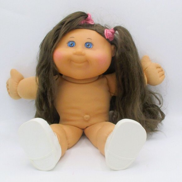 CPK 2011 Jakks Doll With Blue Eyes Long Brown Hair Black n Pink Heart Dress Whit - Picture 7 of 9
